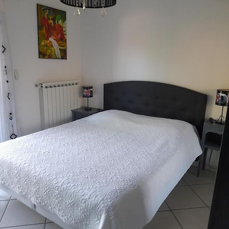 Agreable Appartement A 1Km Du Centre De La Teste-De-Buch Exterior foto